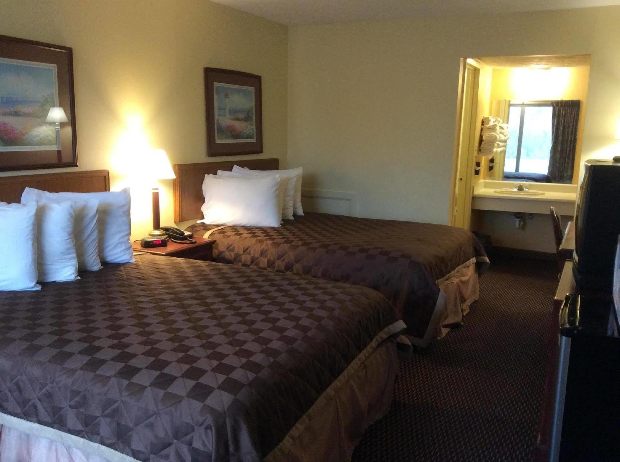 Budget Inn Columbus East Экстерьер фото