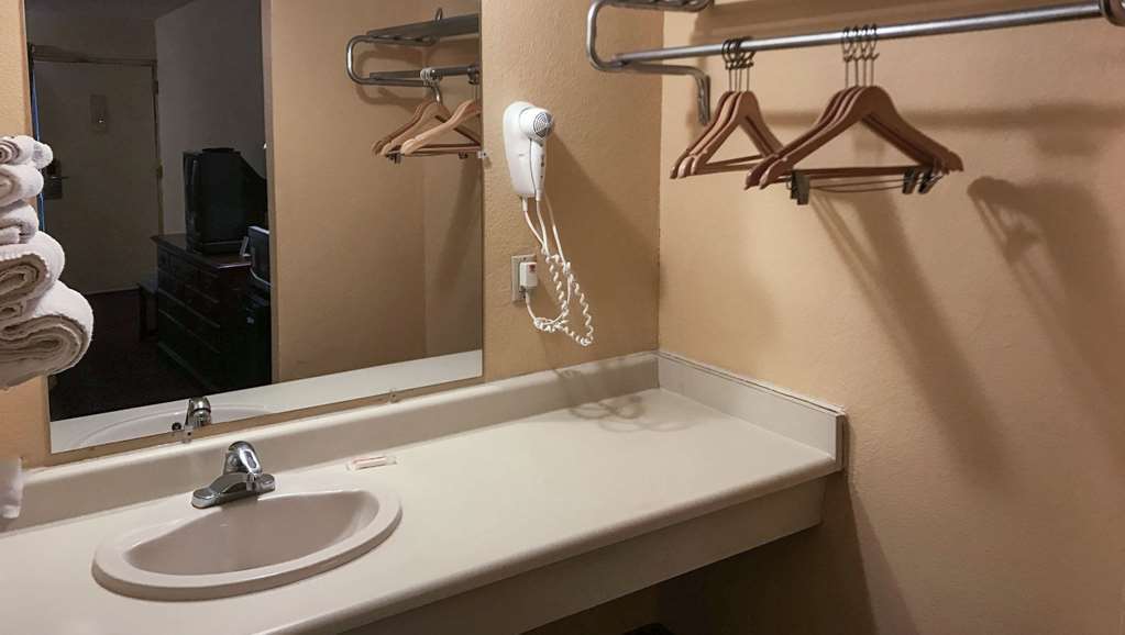 Budget Inn Columbus East Номер фото